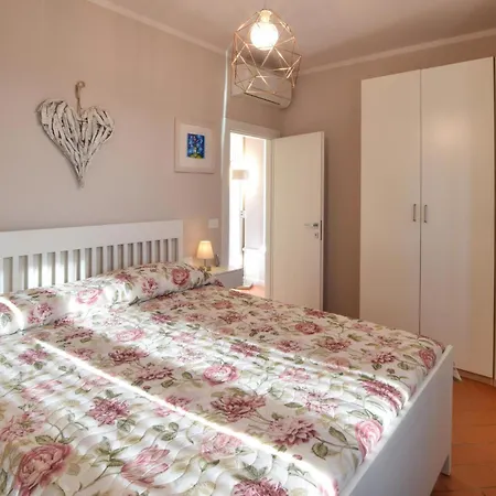 Apartment Awesome In